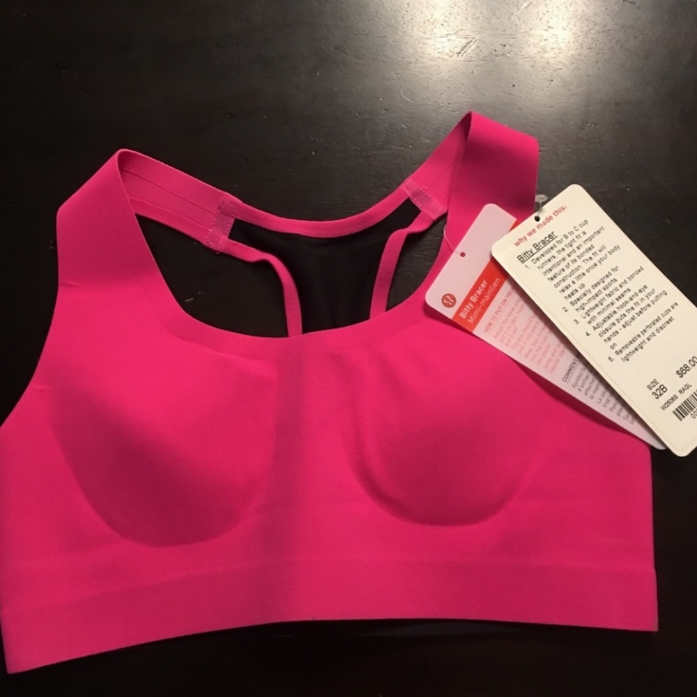 Lululemon Bitty Bracer Bra 32b